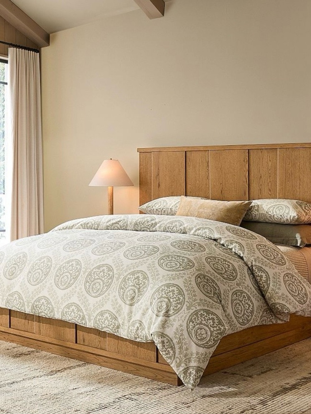 MEW Pottery Barn Lena Medallion Duvet Cover - Full / Queen 92” x 88”